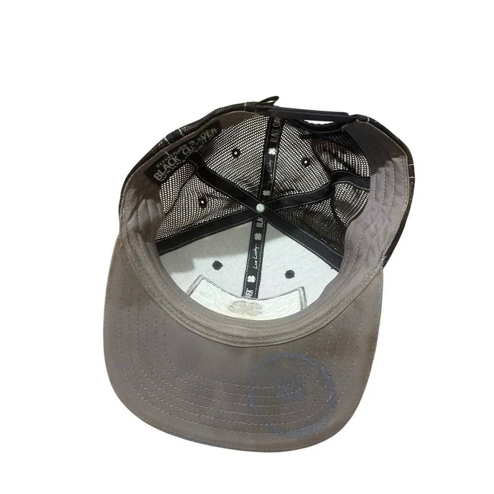Black Clover Two Tone ‘’Live Lucky’’ RARE Vintage cap